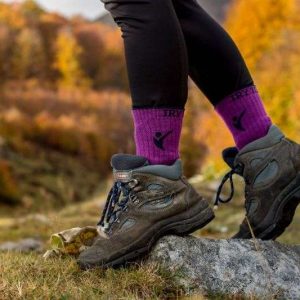 Alternative view of Merino vilnas pārgājienu zeķes - ciklamens