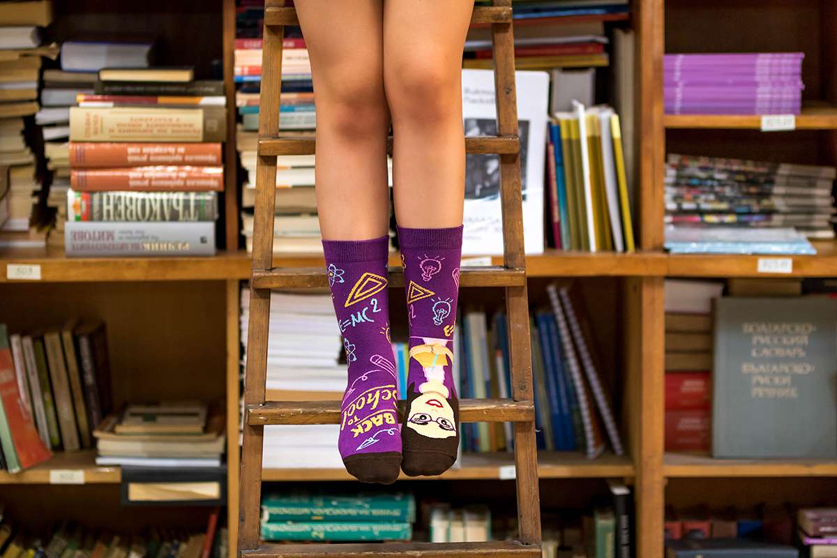 Mākslinieciskās zeķes Skolotājs - Image 2