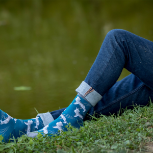 Alternative view of Kokvilnas zeķes ar vilka attēlu