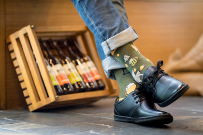 Māksliniecisko zeķu alus laiks - Image 4