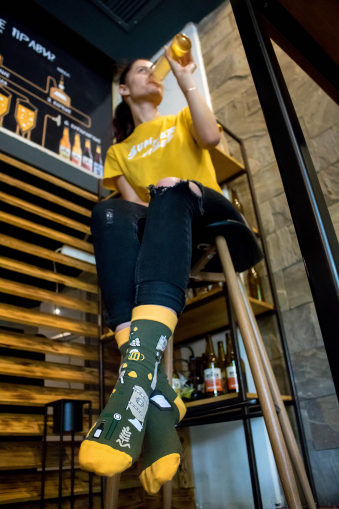 Māksliniecisko zeķu alus laiks - Image 5